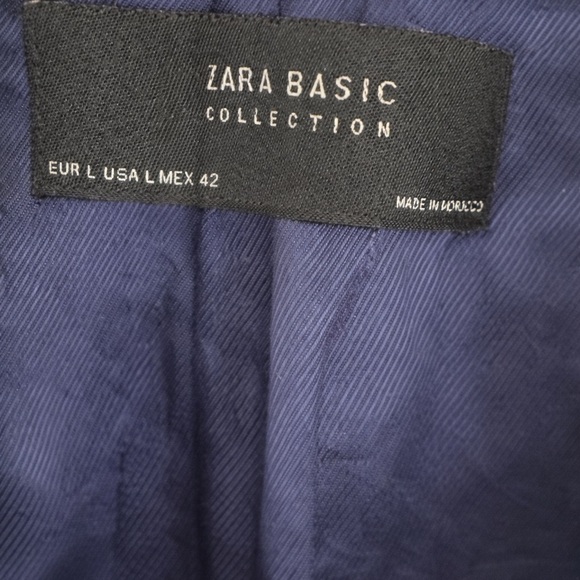 Sold Zara Elegant Blue Blazer with Gold Accents - Picture 3 of 6